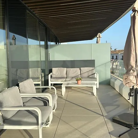 Luxury Complex Beachfront Apartment, Infinity Pool, Sauna, Gym And Large Terrace Torremolinos